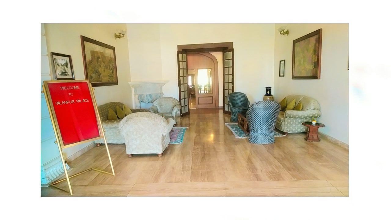 PALANPUR PALACE - MOUNT ABU 17/39
