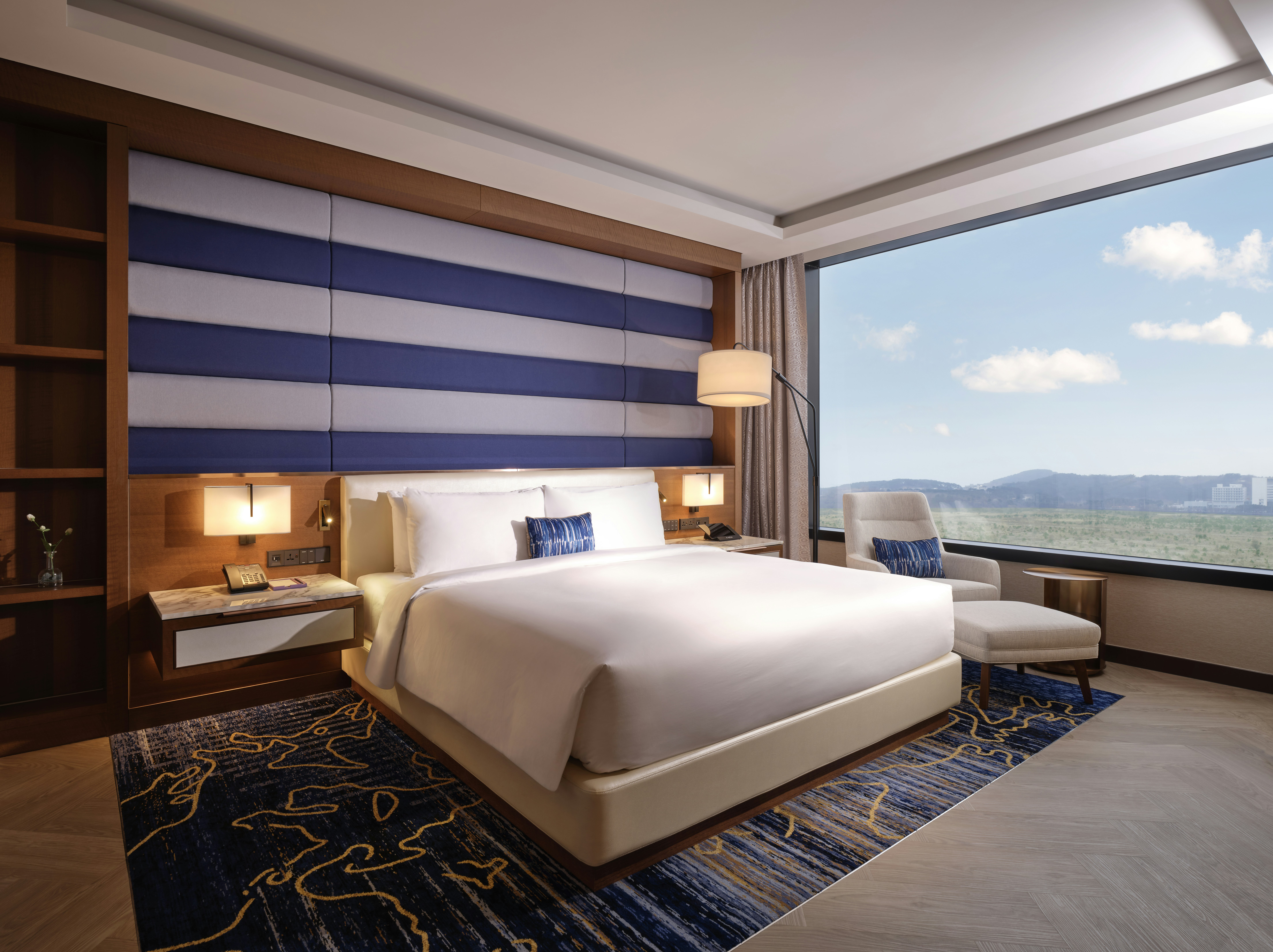 Ocean, Suite, King Bed, Ocean Tower