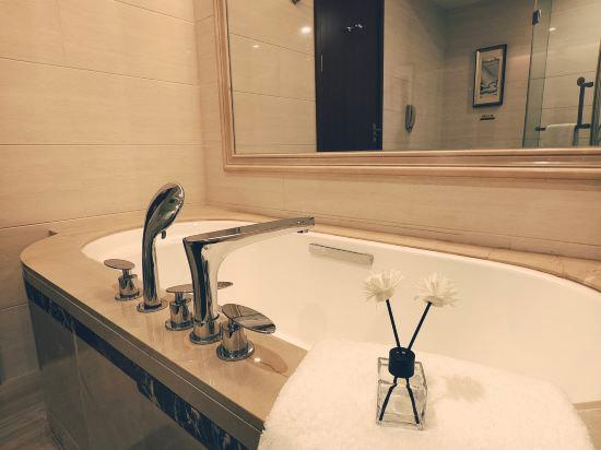 Shenhang International Hotel 25/25