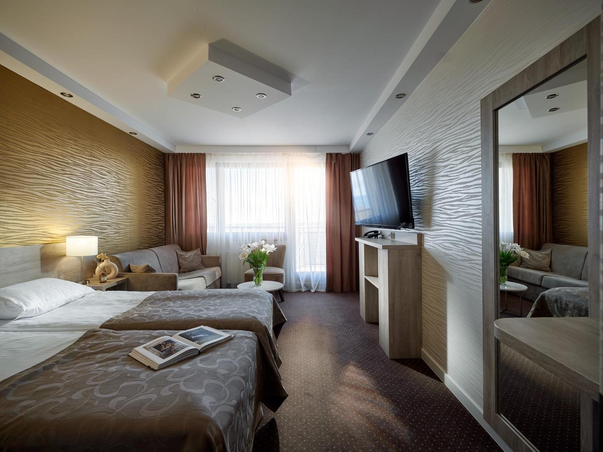 Arka Medical Spa 8/49