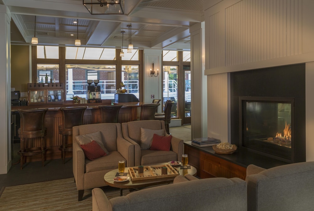 Inn at Diamond Cove 48/73