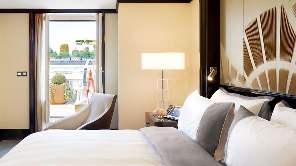 The Peninsula Paris 15/56