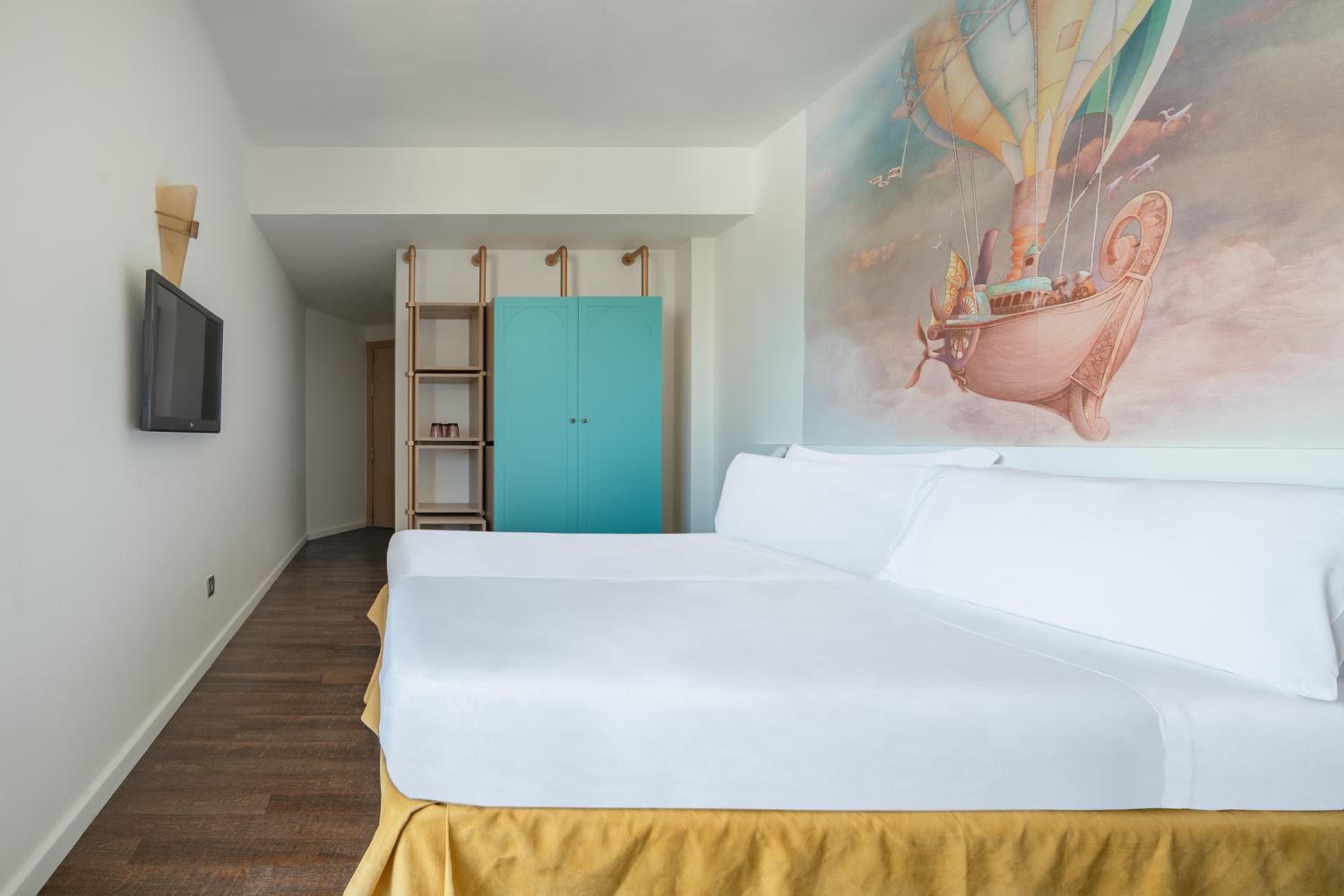 rooms