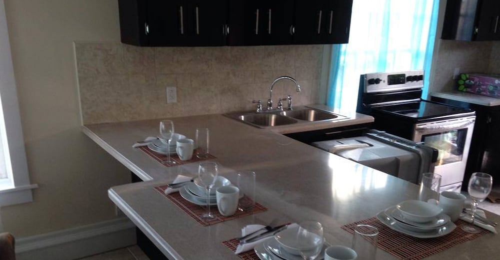 Mangrove Cay Sea View Villas 13/21