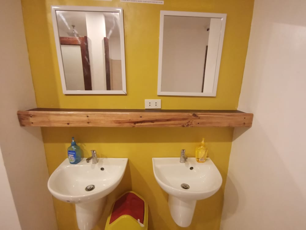 El Nido One Hostel 33/41