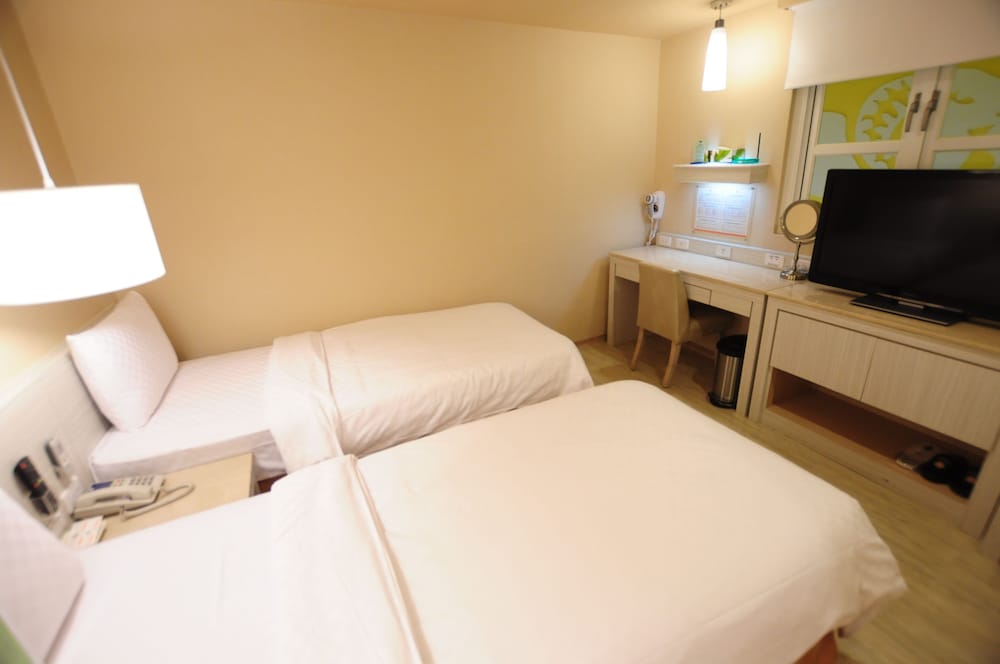 Kindness Hotel Houyi Jiuru 13/38
