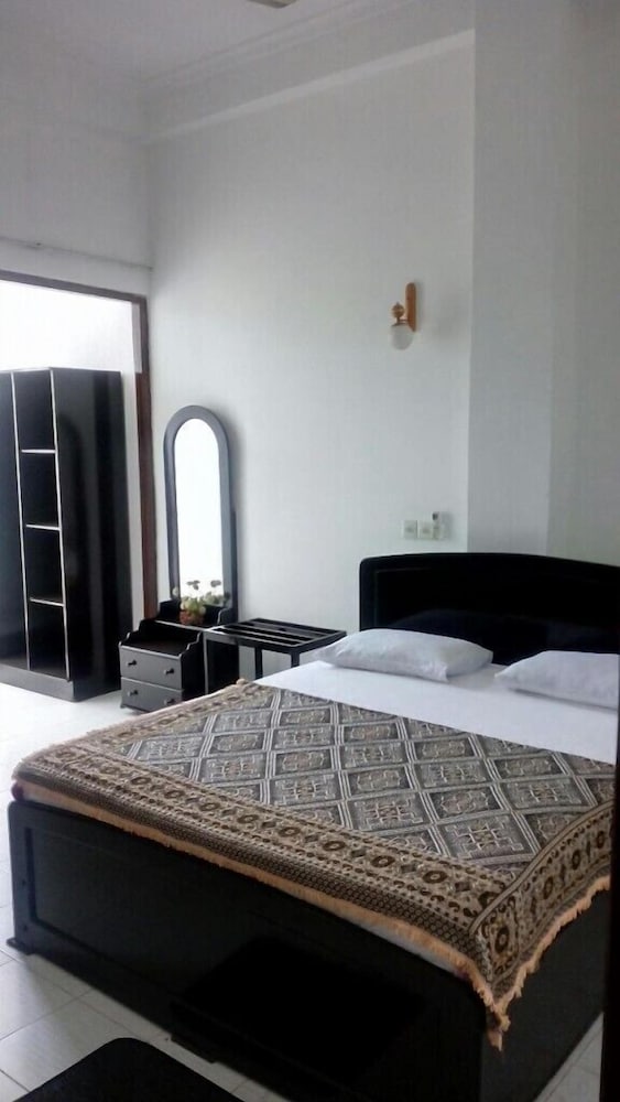 Mahawasala Hotel 32/44