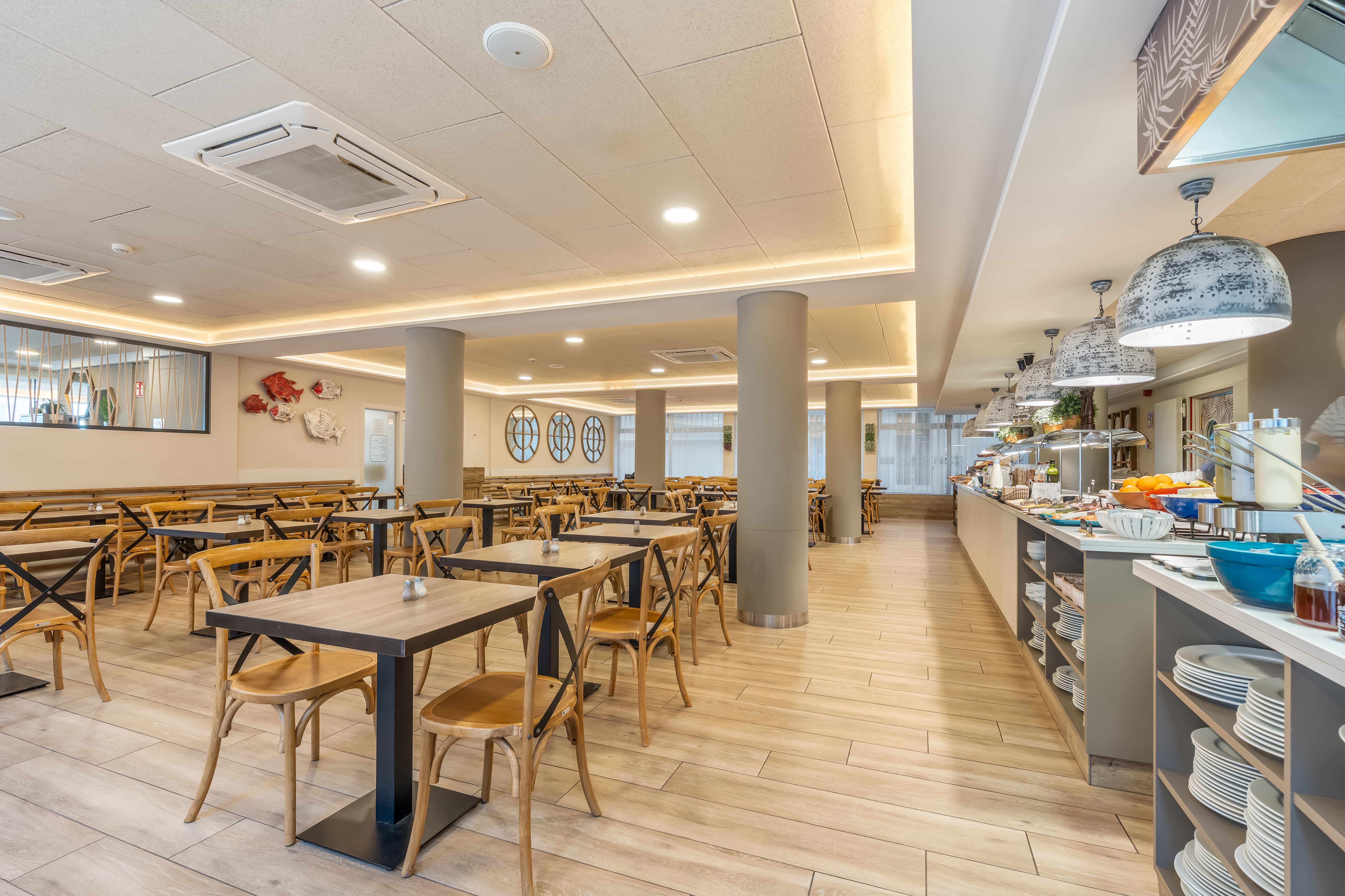 Metropol Hotel 36/50