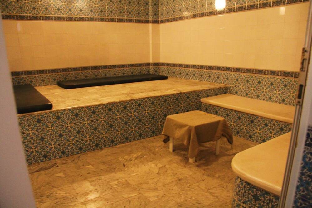 Hotel Royal Jinene 35/68