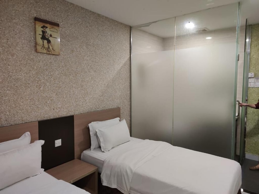 Beez Hotel Kuala Lumpur 10/61