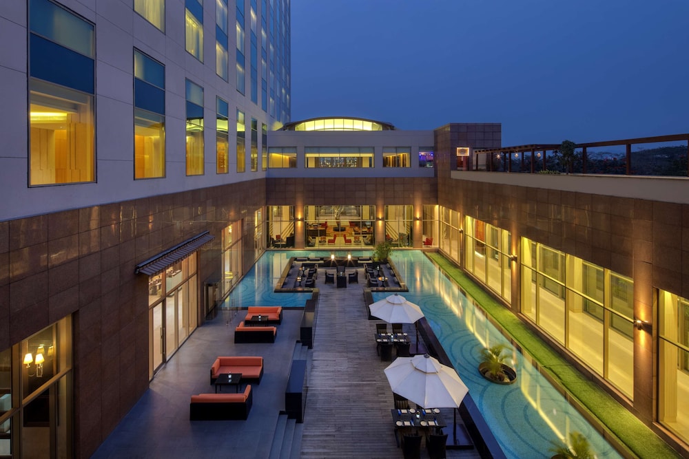 RADISSON BLU HOTEL GUWAHATI 3/48