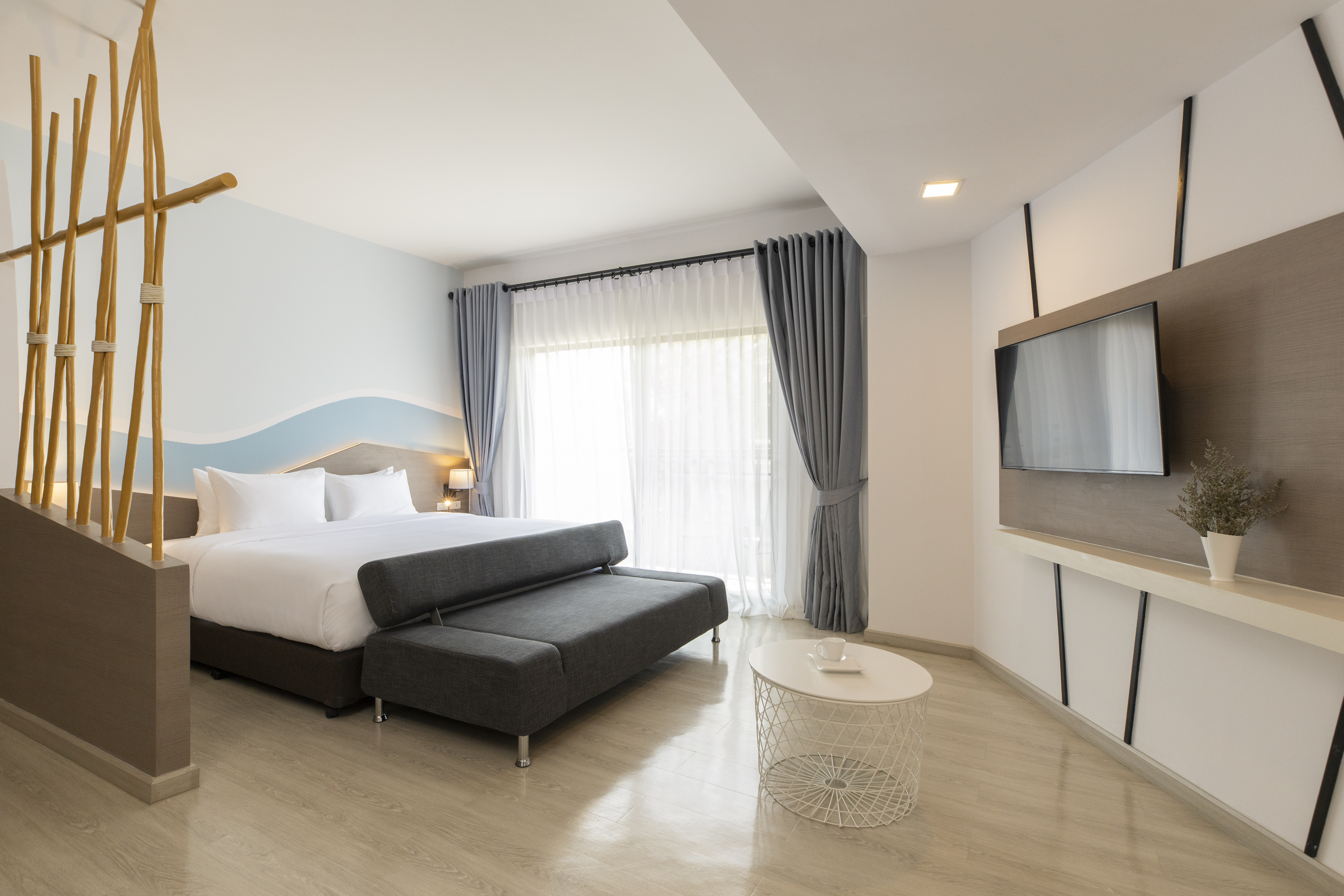 Centra Suite - King