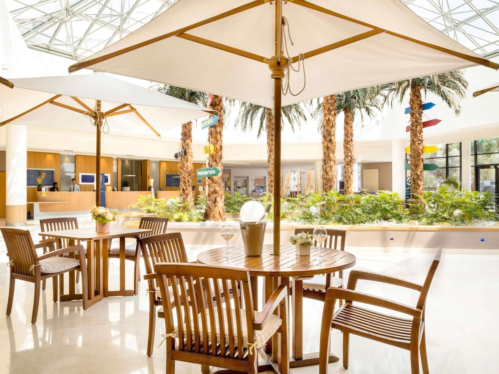 Novotel Paris Roissy CDG Convention 56/71
