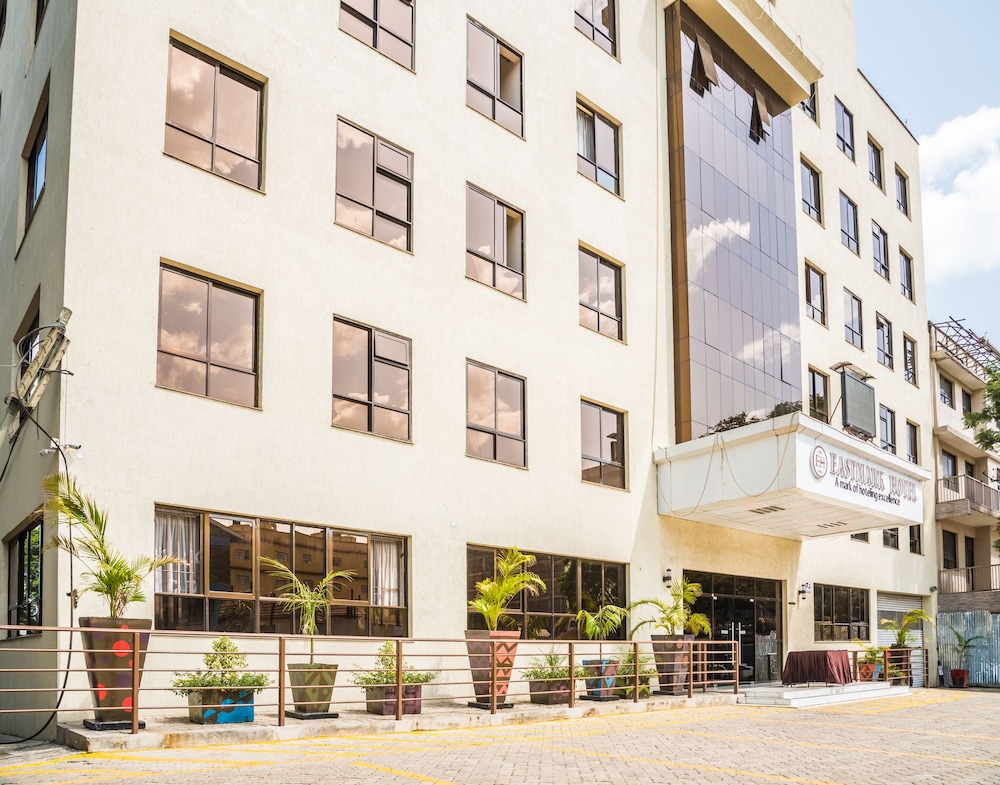Eastmark Hotel 41/46