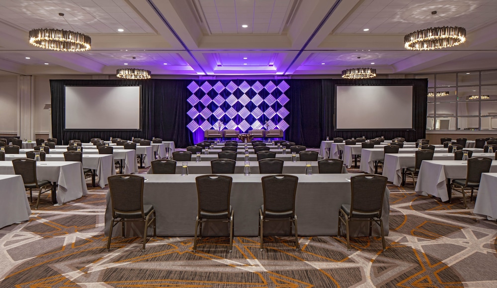 Hyatt Regency Denver Tech Center 66/76