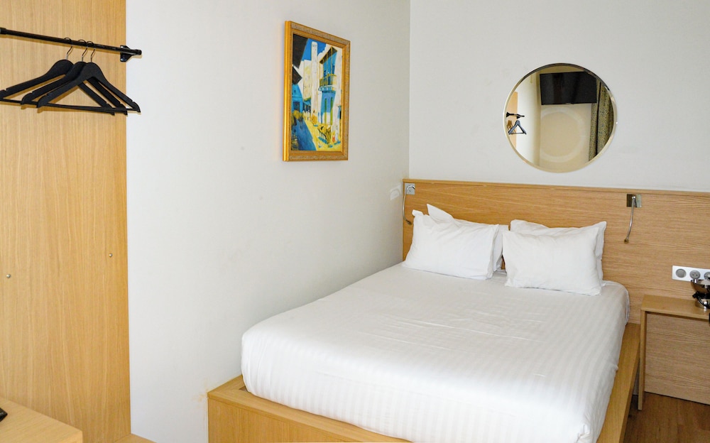 HOTEL MONTMARTRE 20/48