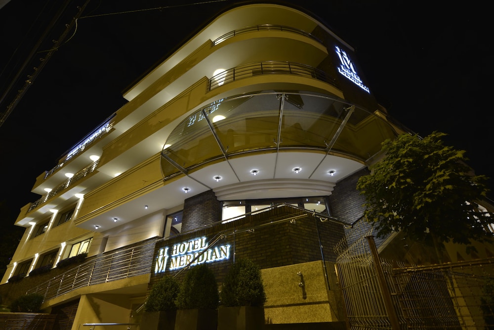 Hotel Meridian 2/50