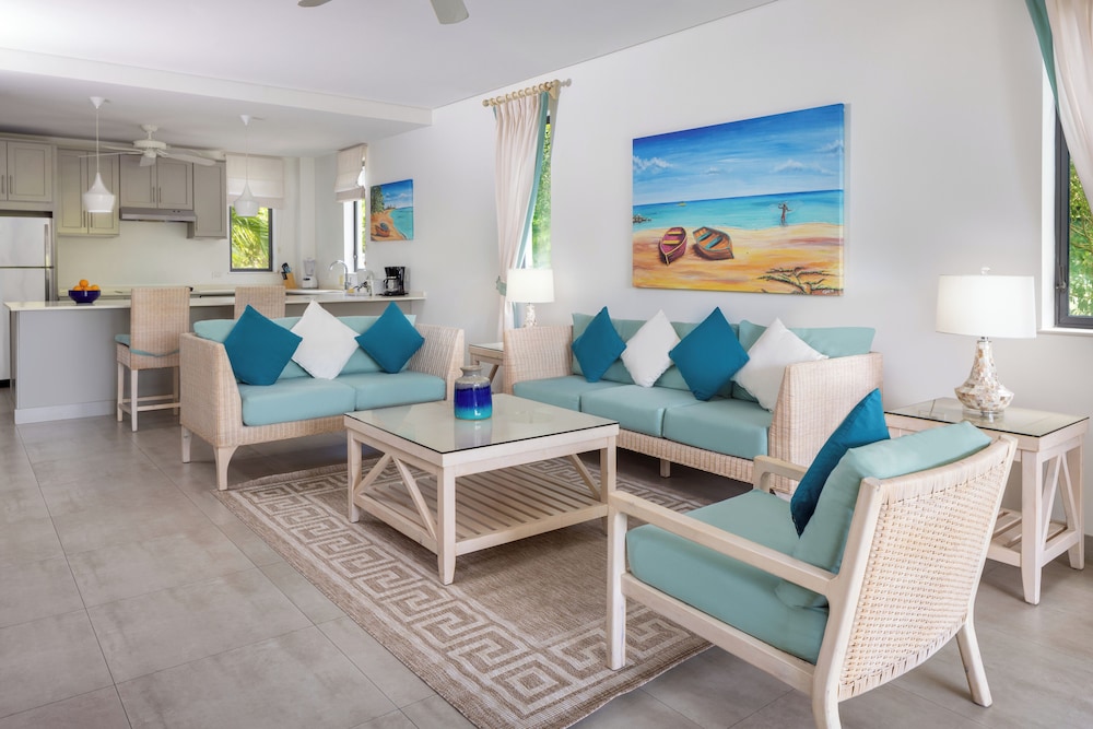 Beach View Hotel 26/50