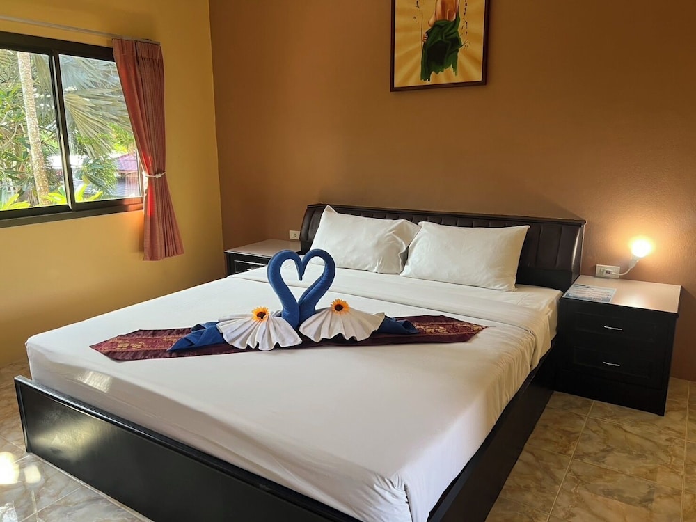 Diamond Beach Resort 12/38