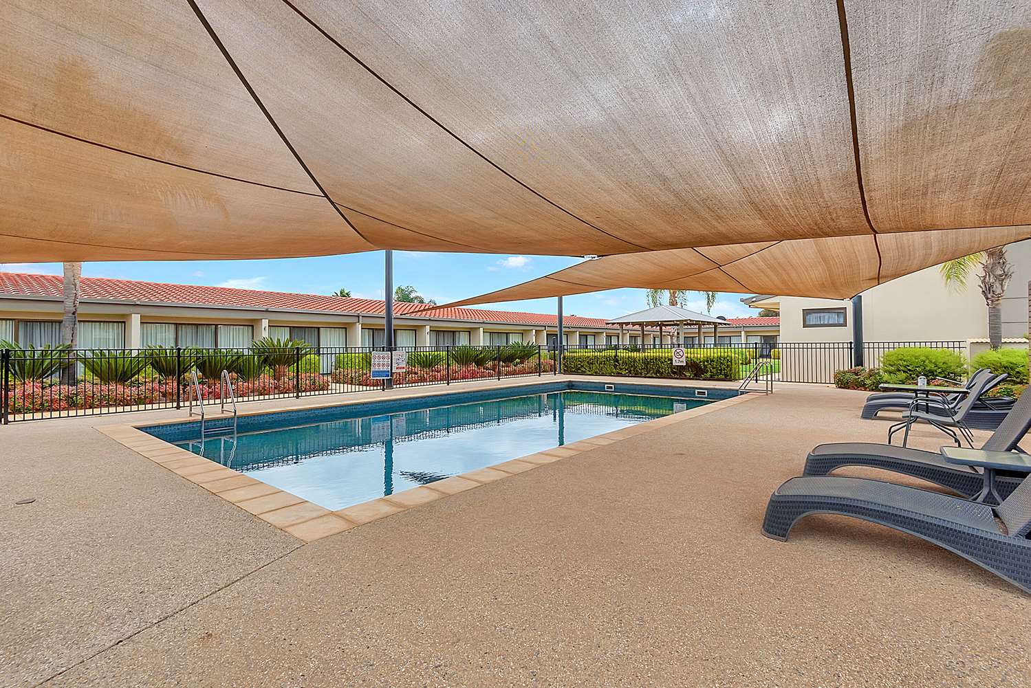 Comfort Inn Deakin Palms Mildura 16/22