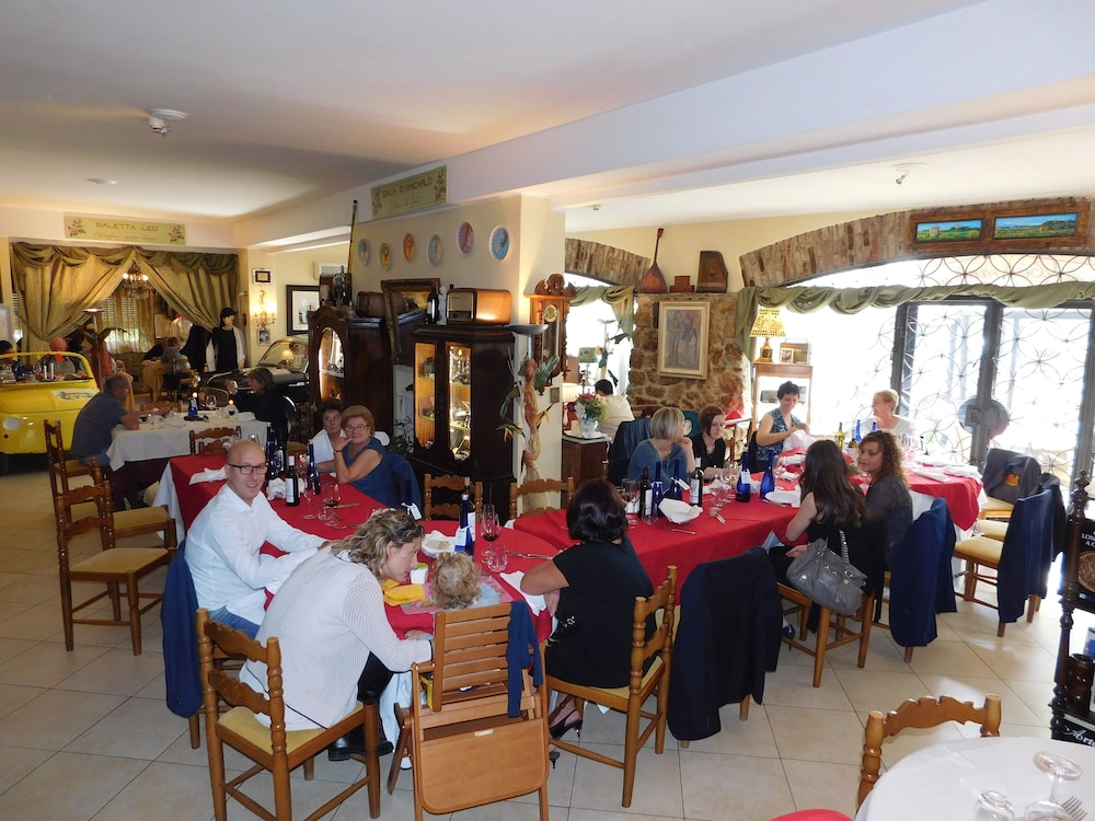 Hotel Rosati 44/57