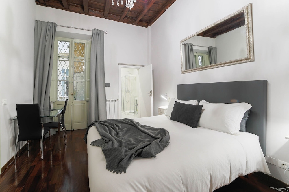 COMFORT, DOUBLE BED