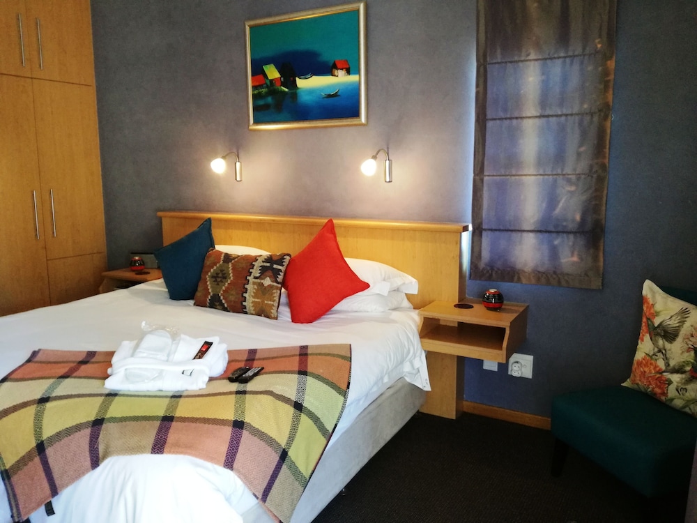Cape Flame Guest House 6/32