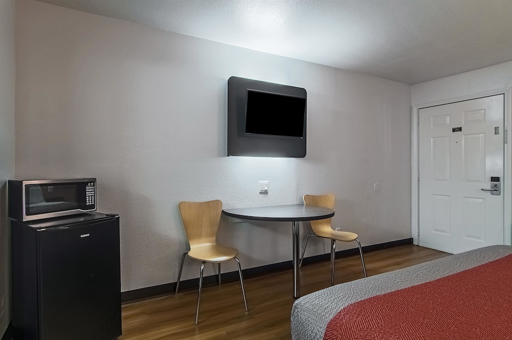Motel6 Paris, TX 40/51