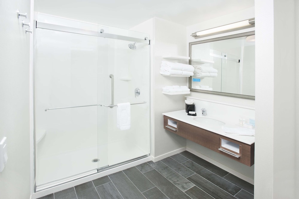 Hampton Inn Suites Lax el Segundo 8/61