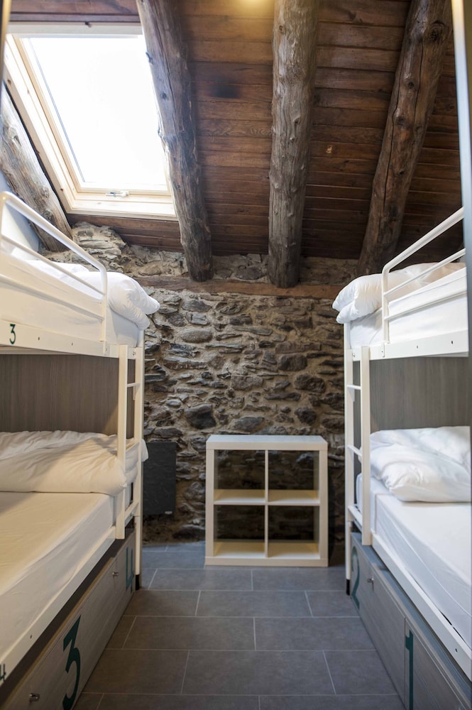 Mountain Hostel Tarter 17/50