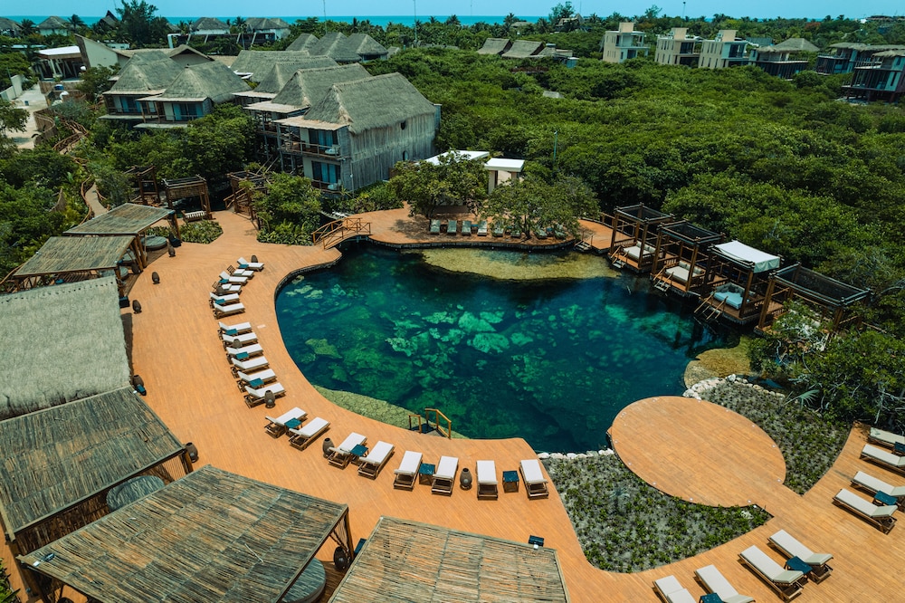 Hotel Shibari Tulum Restaurant and Cenote Club 41/50