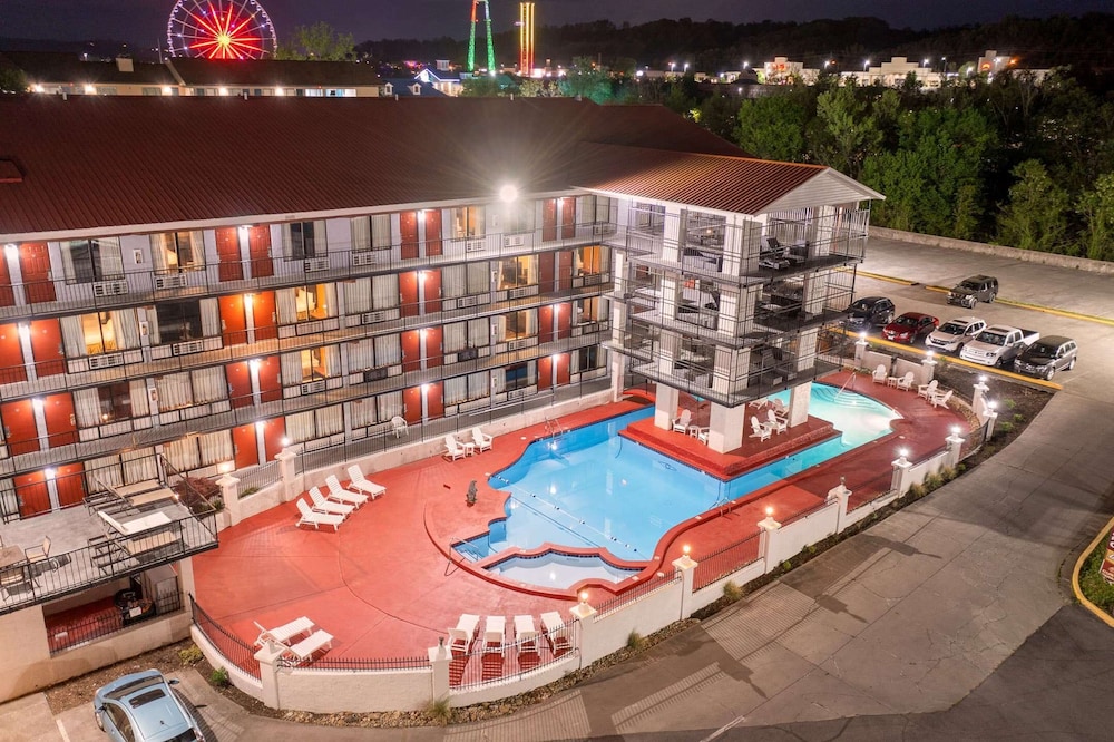 Americana Inn a Travelodge by Wyndham 6/50