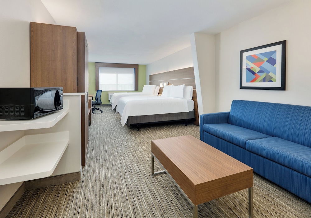 Holiday Inn Express Hotel & Suites San Antonio Nw Near Seaworld 52/76