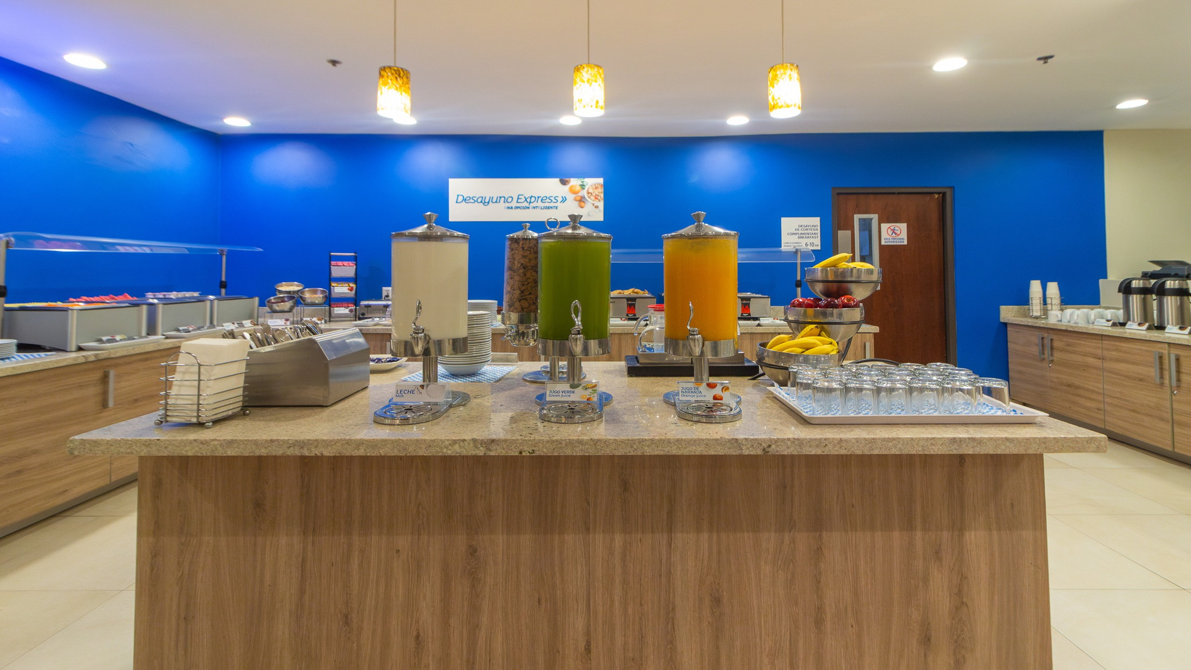 Holiday Inn Express Guadalajara Aeropuerto an IHG Hotel 49/58