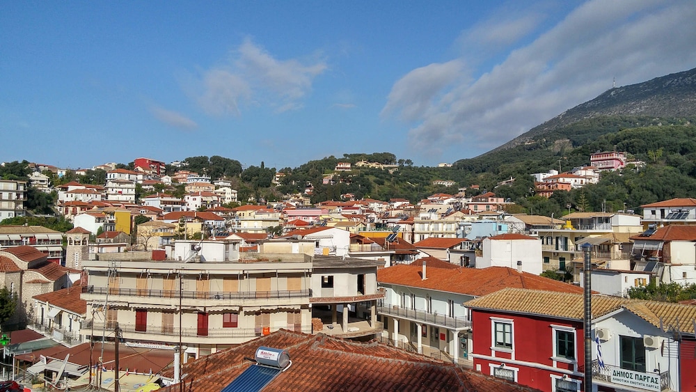 SAN NECTARIOS HOTEL 2/50