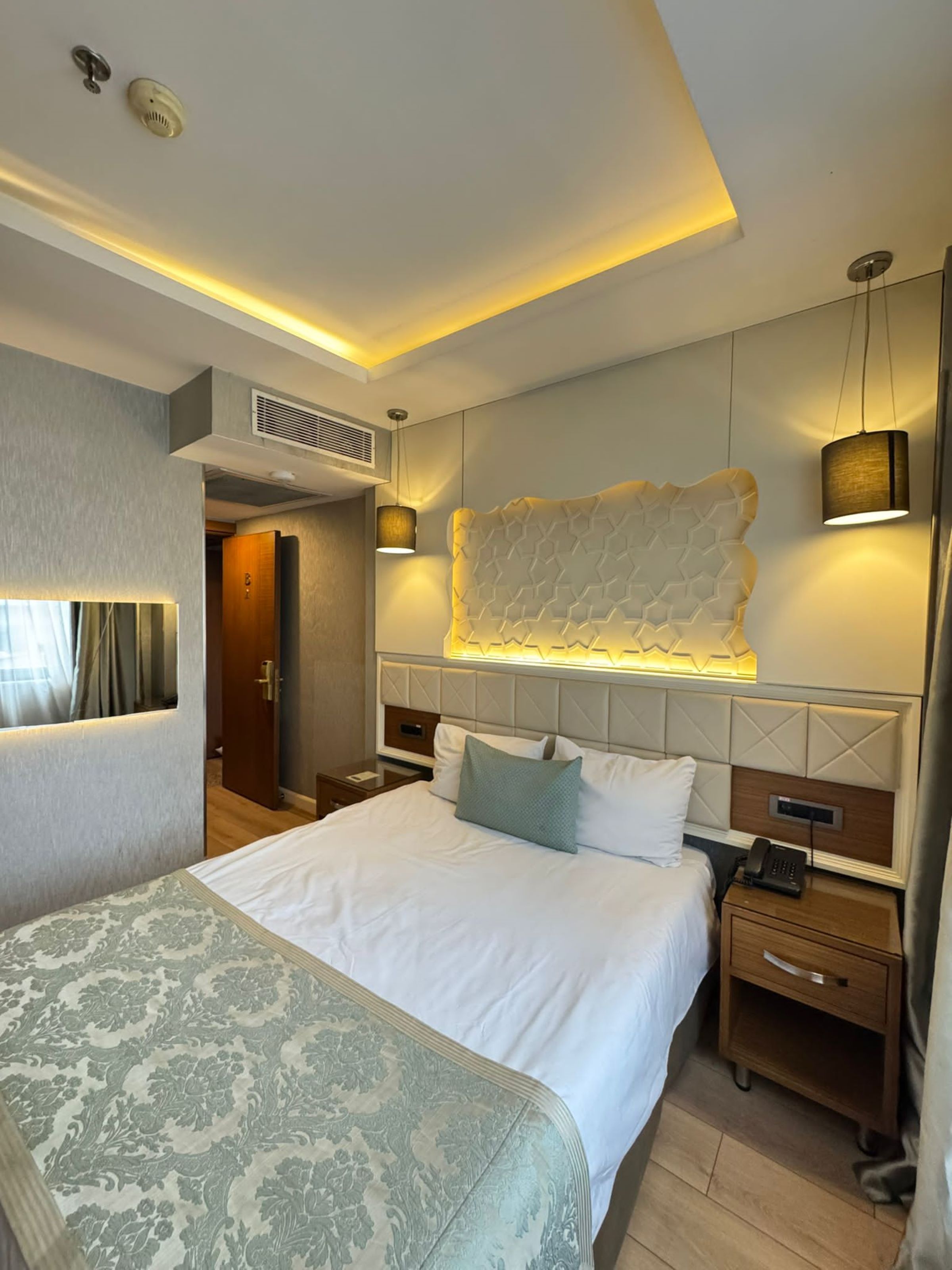 Club, Basement، Grand Star Hotel Bosphorus 6/10