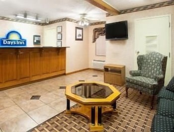 Days Inn by Wyndham Lexington 16/25