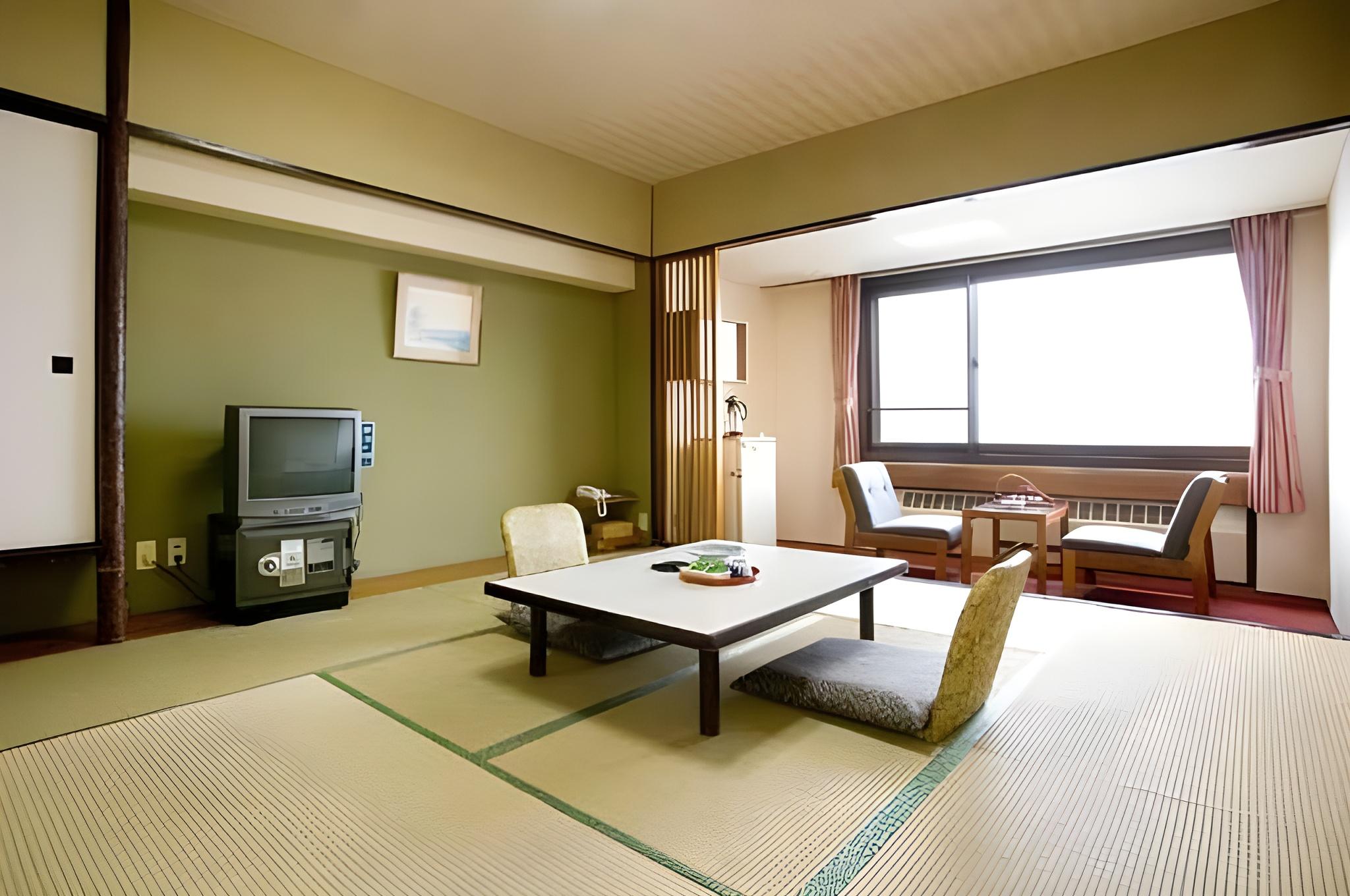 Japanese, Lake Side, Bathtub