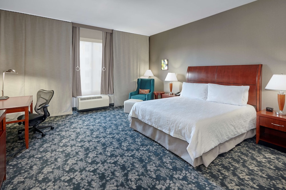 Hilton Garden Inn Lake Forest Mettawa 14/46