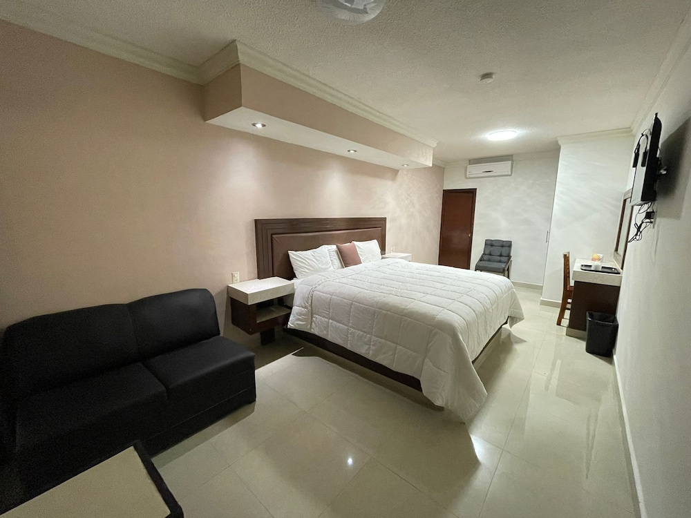 Hotel San Ignacio Inn 15/40