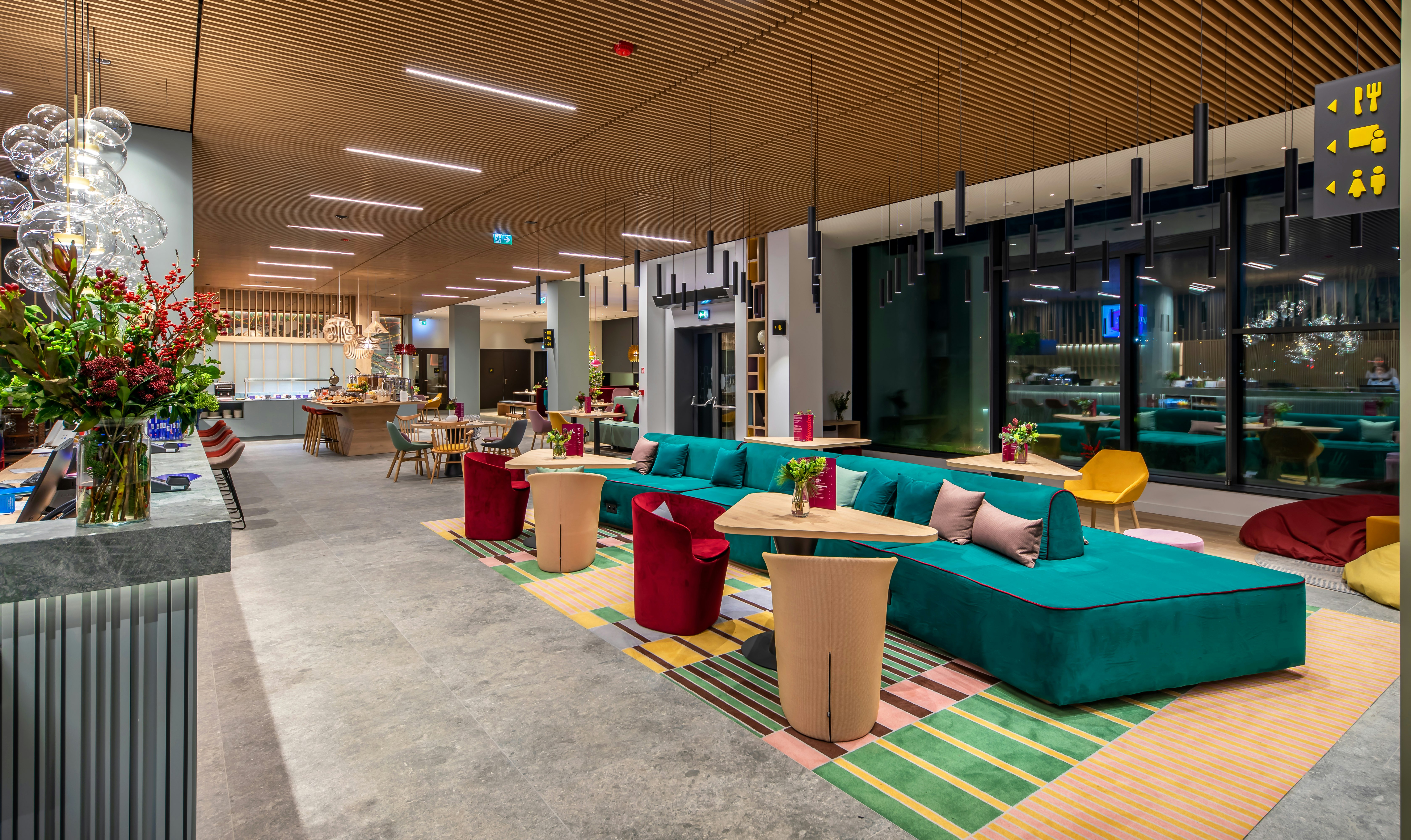 Hampton By Hilton Wroclaw Airport 11/19