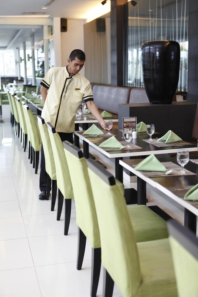 Hotel Santika Bogor 9/45