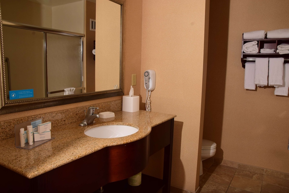 Hampton Inn Indiana 18/50