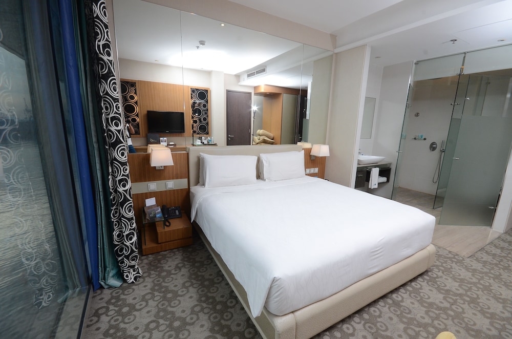 Hotel H2o 24/77