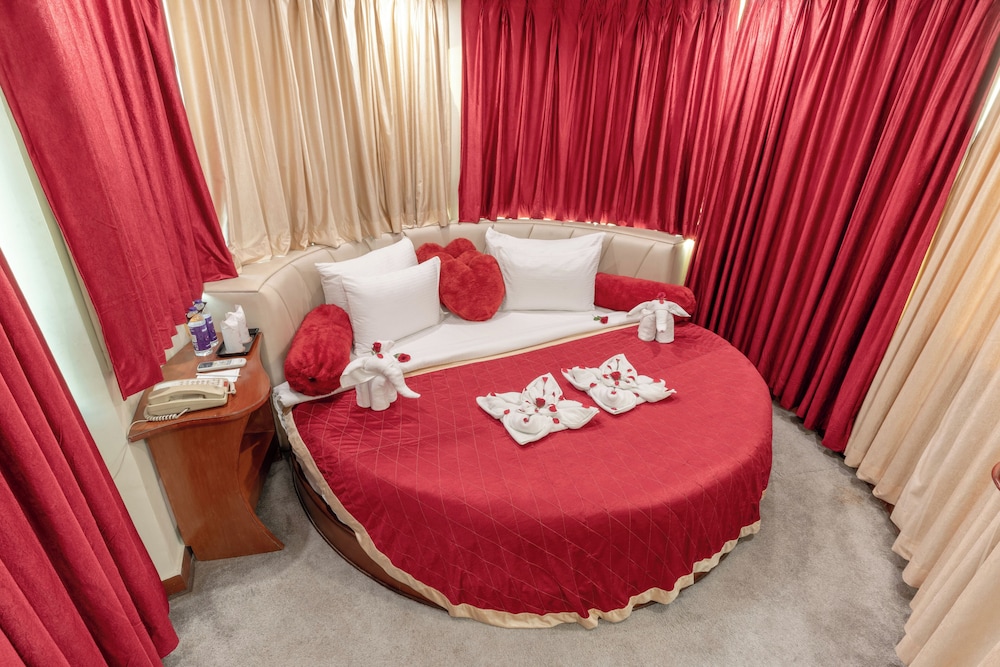 Tower, Suite, King Bed، Patliputra Continental Hotel 5/10