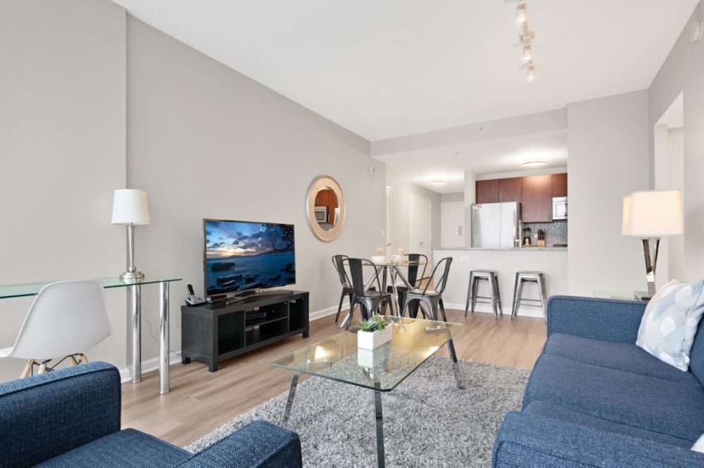 Global Luxury Suites Downtown Jersey City 48/71