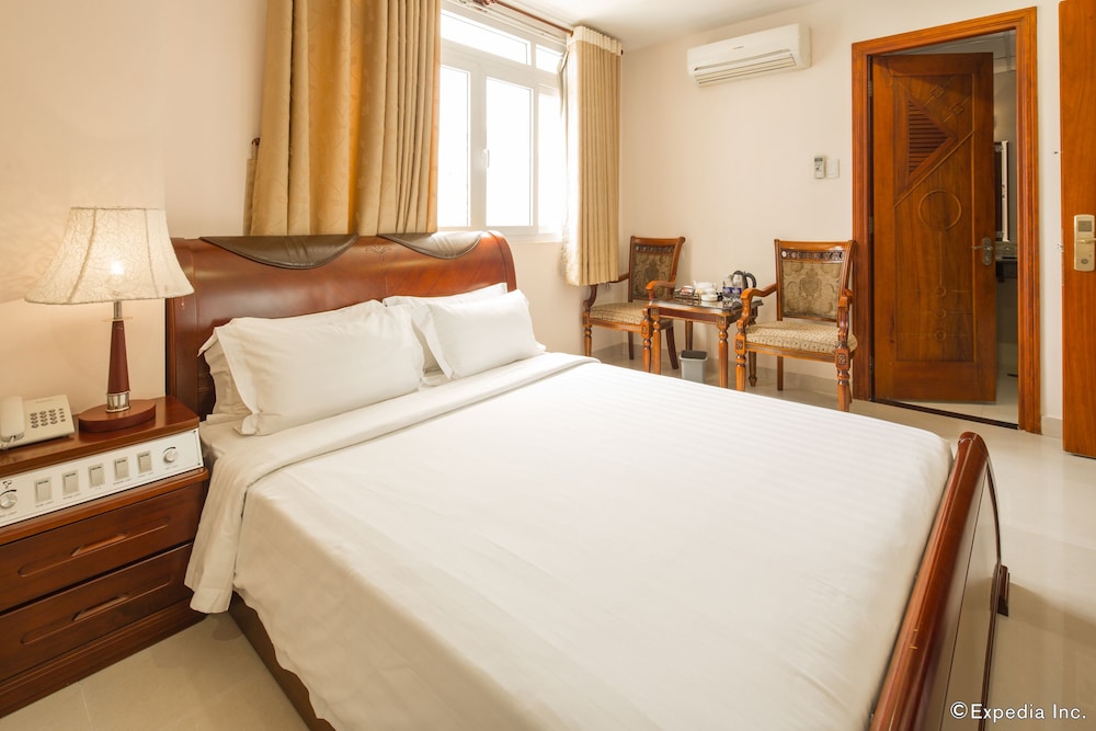 Kin Hotel Thai Van Lung 16/50