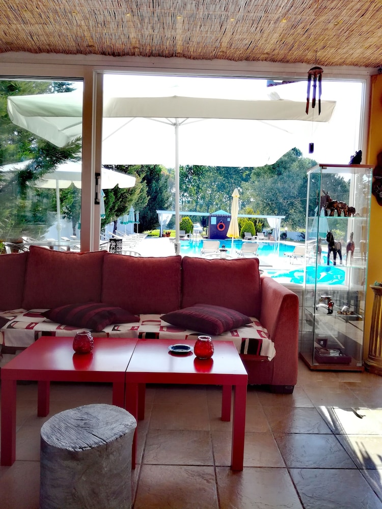 Sausan Hotel 5/50