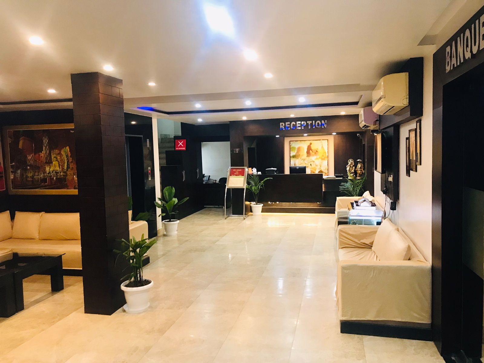 Oyo Rooms Mall Road Cantonment 5/46