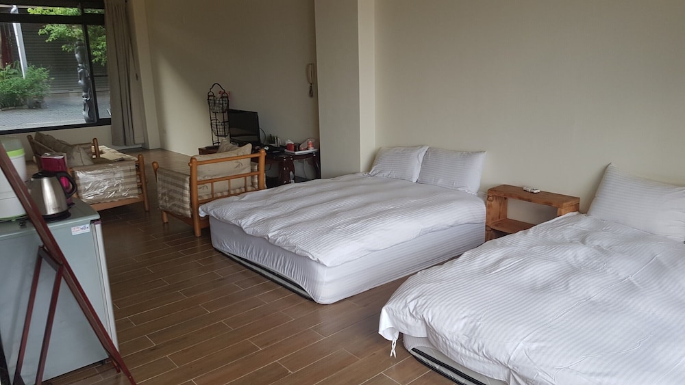 Sanyi Happiness B&B 7/70